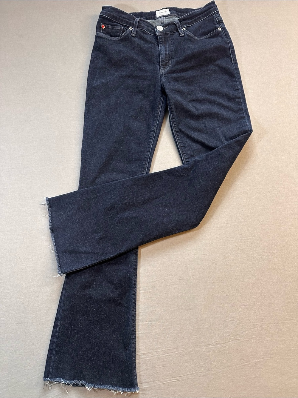 Hudson’s Women's Very Dark Wash Bootcut Crop Jeans - Classic Everyday Style